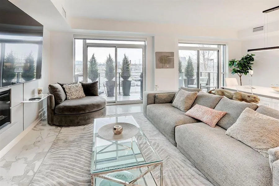 Photo 12 of Unit 202, 3 Southvale Drive, Toronto, Leaside — HOMEH