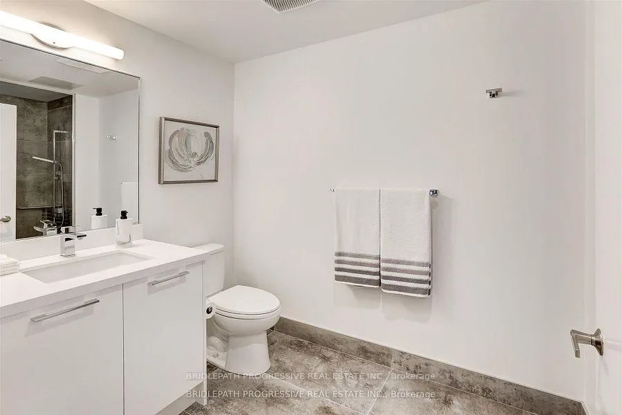 Photo 15 of Unit 202, 3 Southvale Drive, Toronto, Leaside — HOMEH