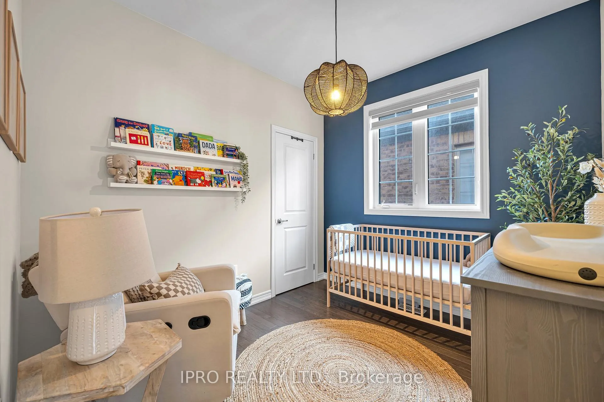 Photo 26 of 174 Moody Drive, Vaughan, Kleinburg — HOMEH
