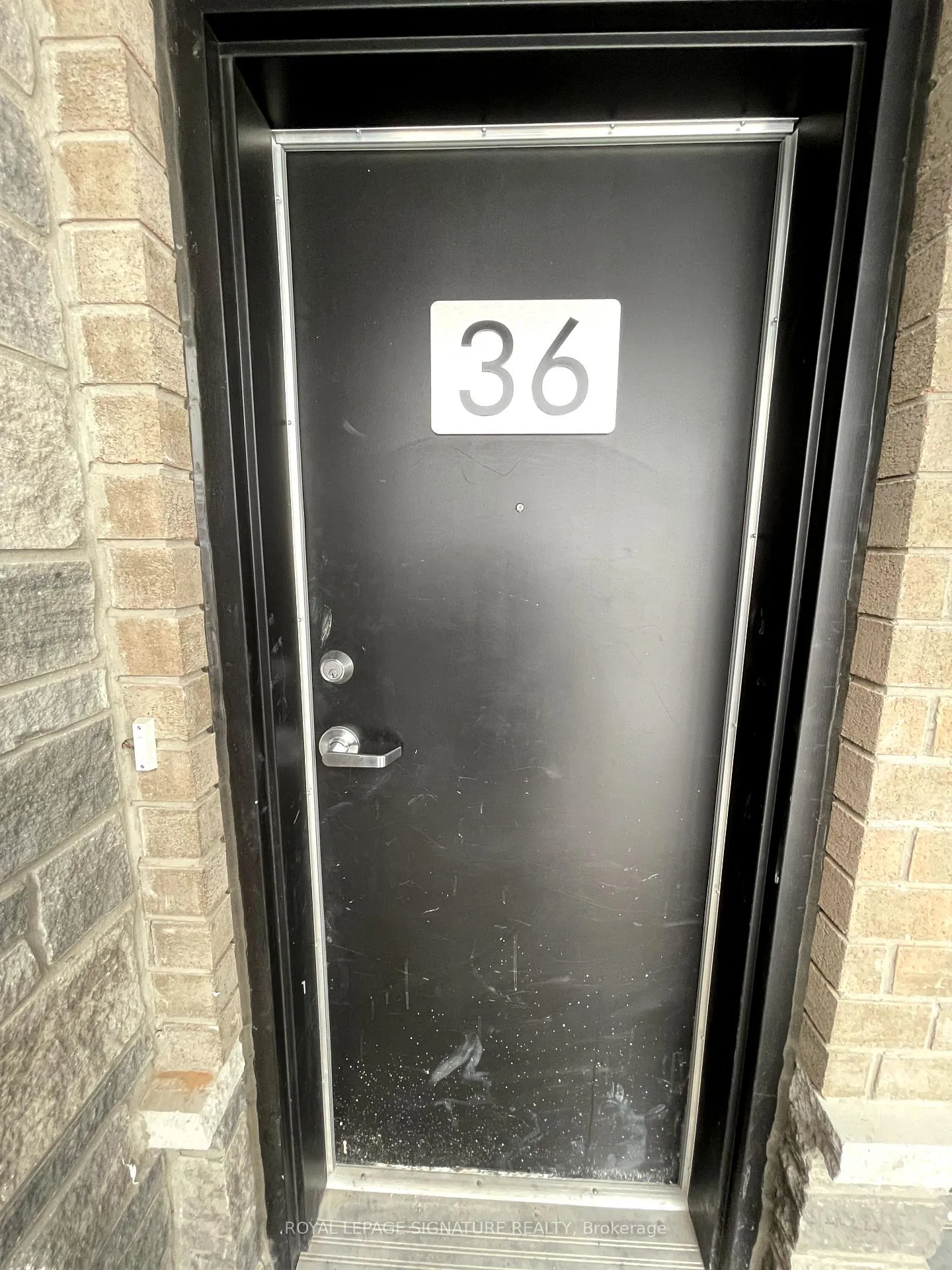 Photo 1 of 36 Magnolia Lane, Barrie, Innis-Shore — HOMEH