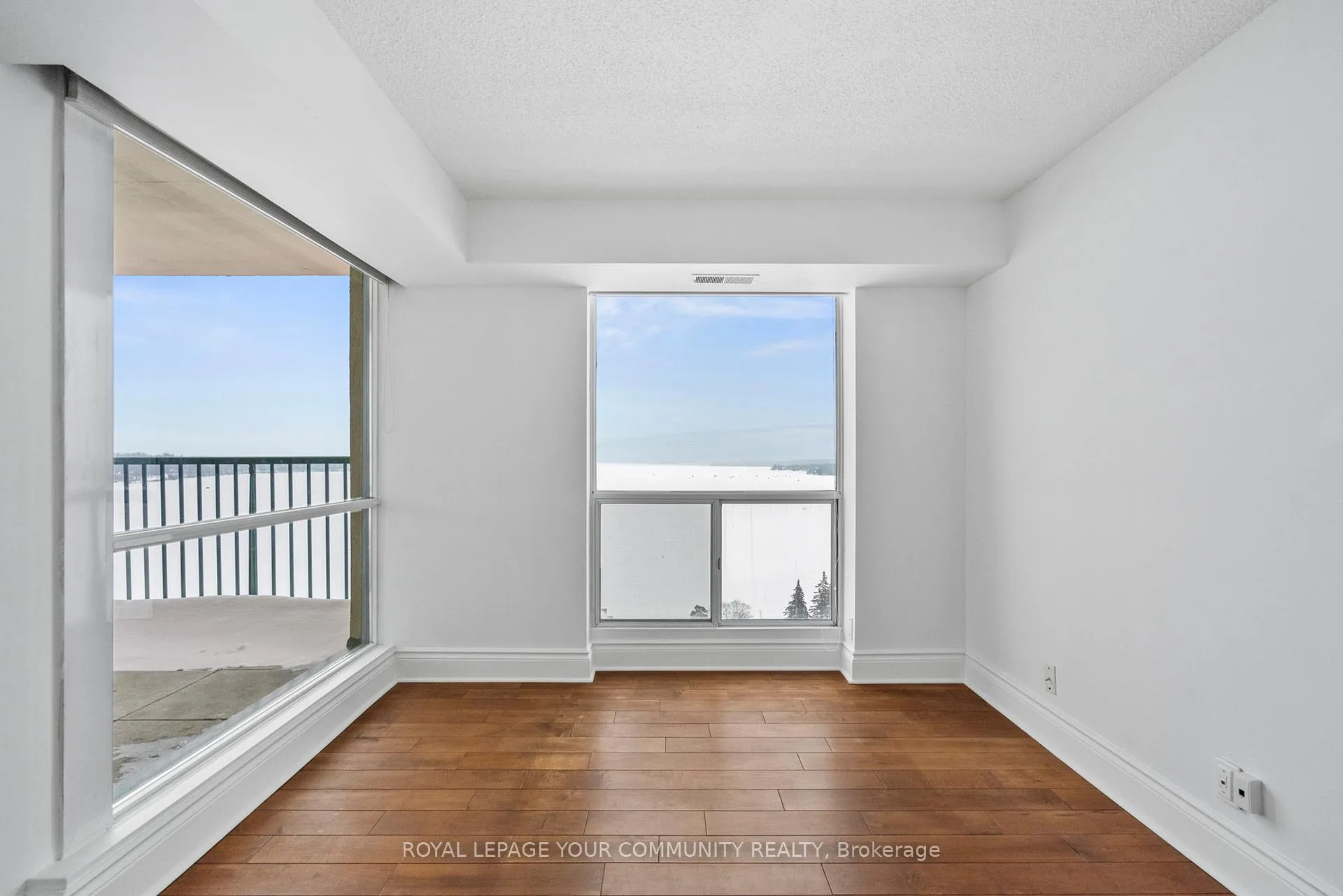 Photo 13 of Unit 1203, 65 Ellen Street, Barrie, Lakeshore — HOMEH
