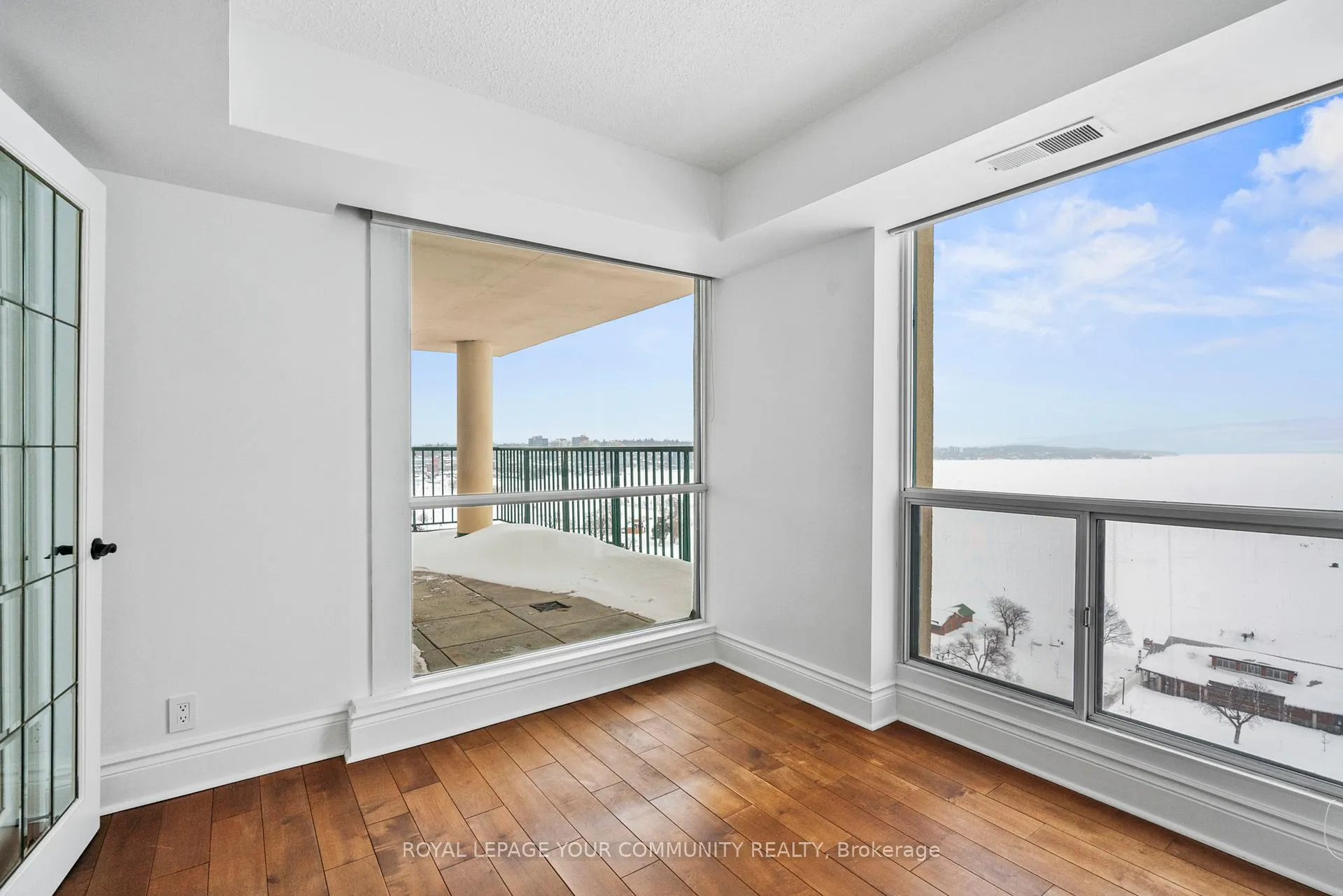 Photo 14 of Unit 1203, 65 Ellen Street, Barrie, Lakeshore — HOMEH