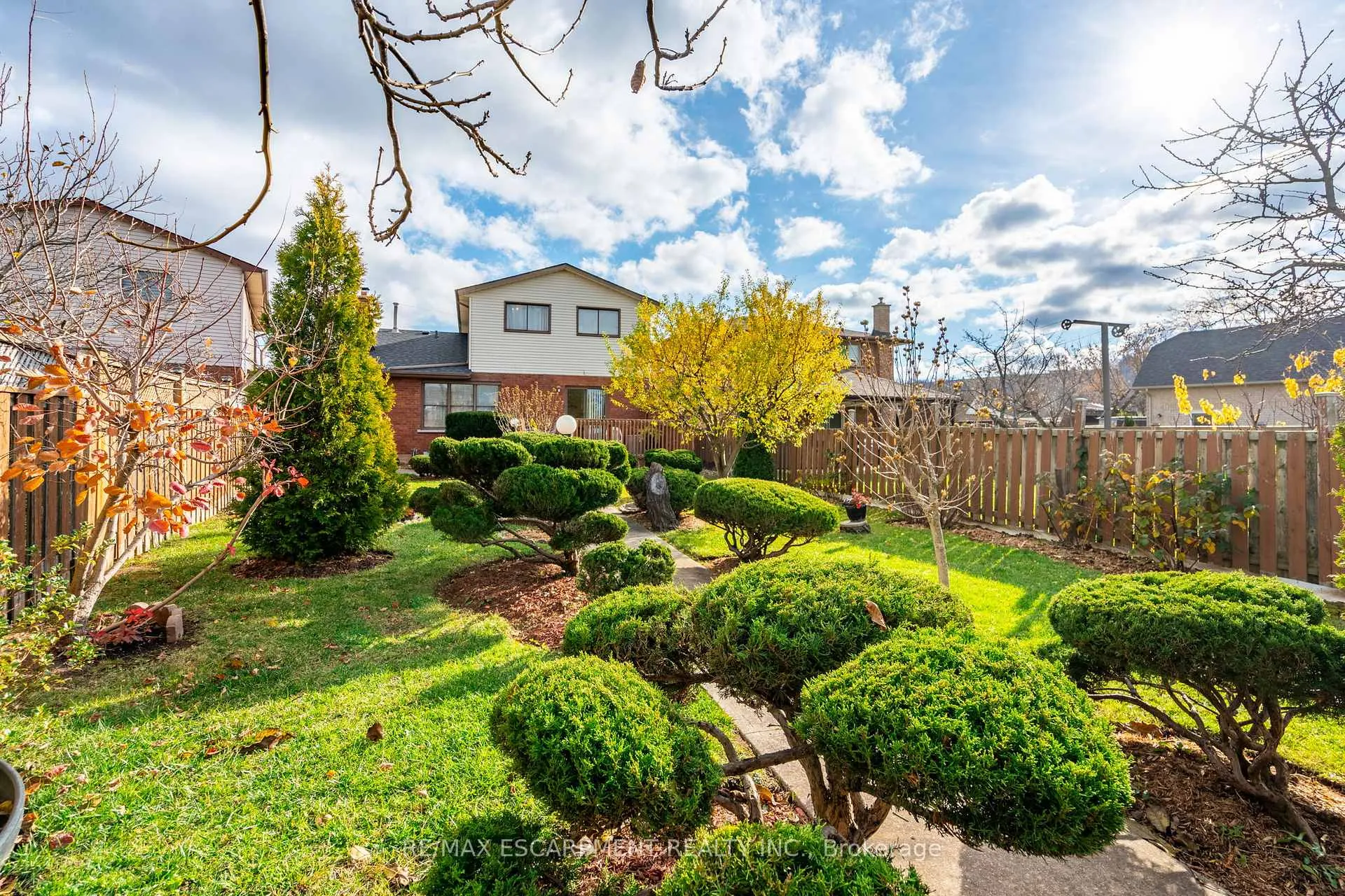 Photo 34 of 145 Homeside Avenue, Hamilton, Stoney Creek — HOMEH