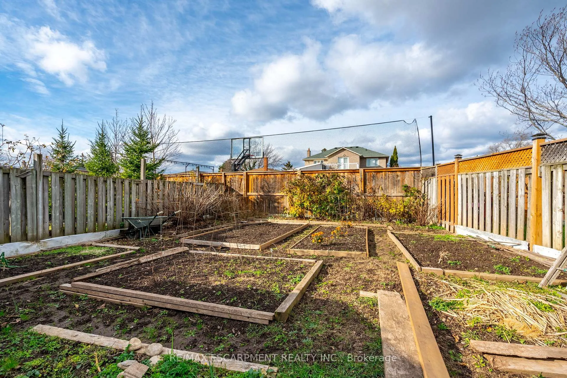 Photo 35 of 145 Homeside Avenue, Hamilton, Stoney Creek — HOMEH