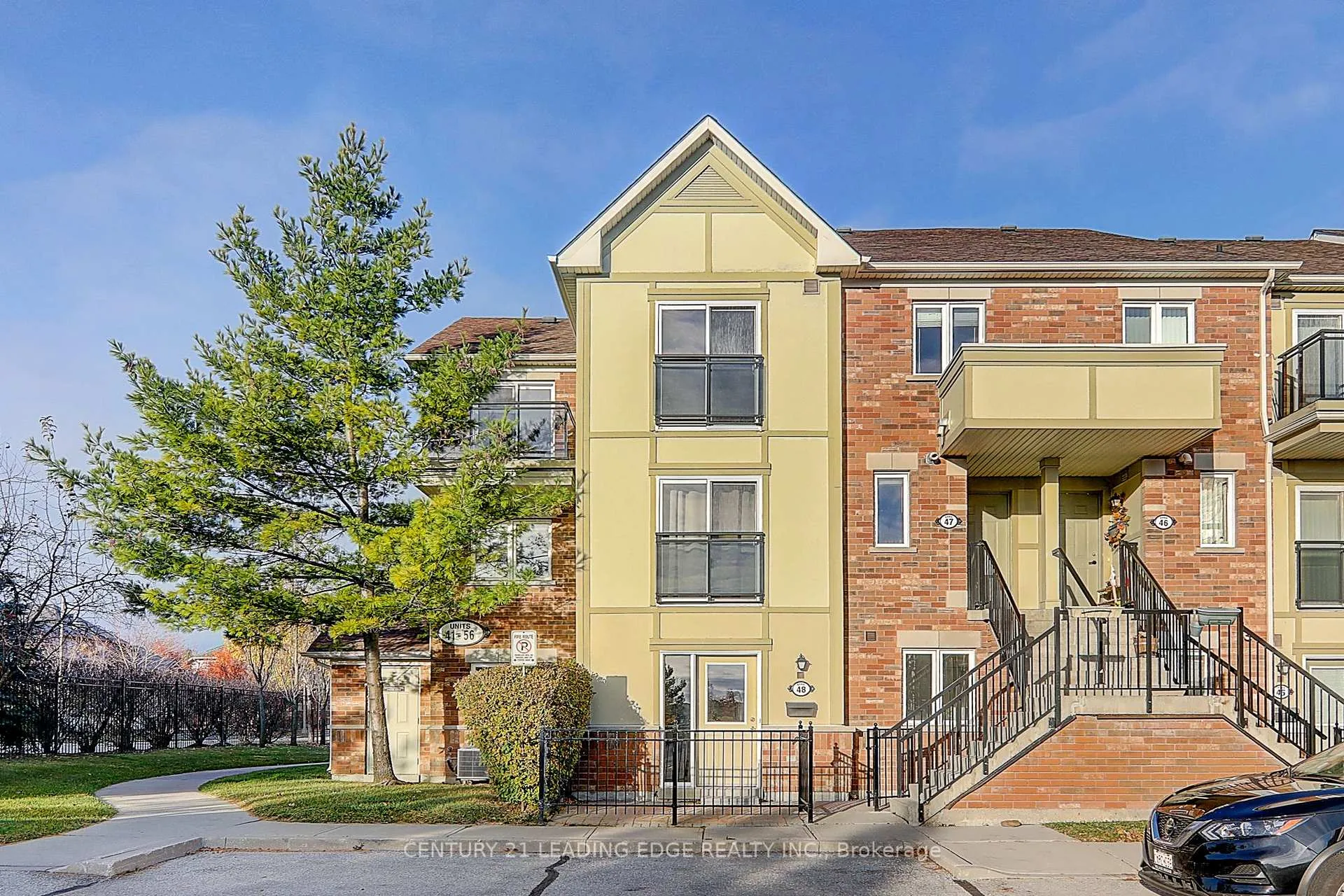 Photo 2 of Unit 48, 2265 Bur Oak Avenue, Markham, Greensborough — HOMEH