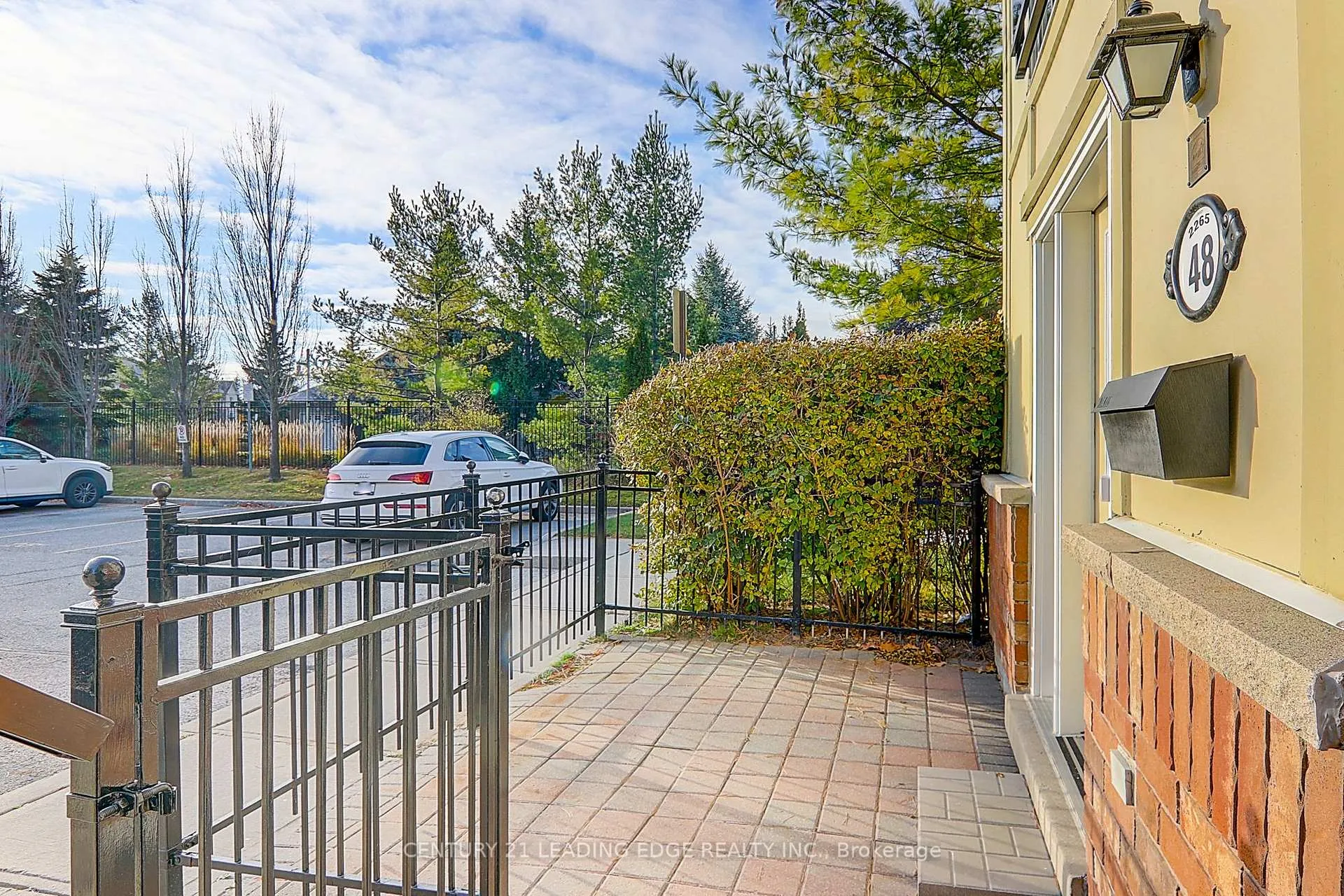 Photo 4 of Unit 48, 2265 Bur Oak Avenue, Markham, Greensborough — HOMEH