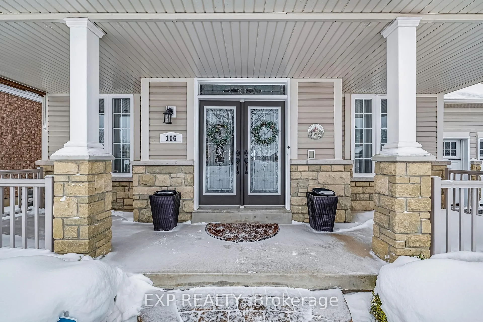 Photo 4 of 106 Succession Crescent, Barrie, Innis-Shore — HOMEH