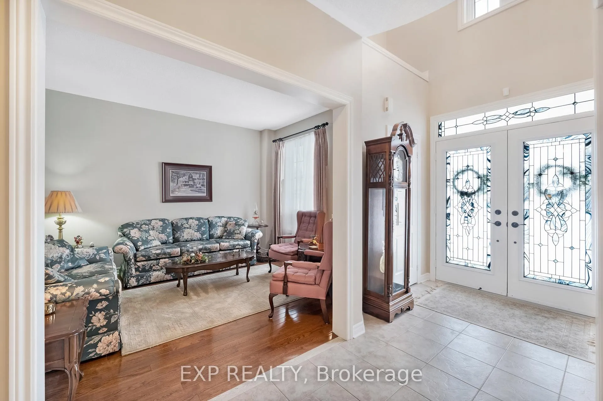 Photo 6 of 106 Succession Crescent, Barrie, Innis-Shore — HOMEH
