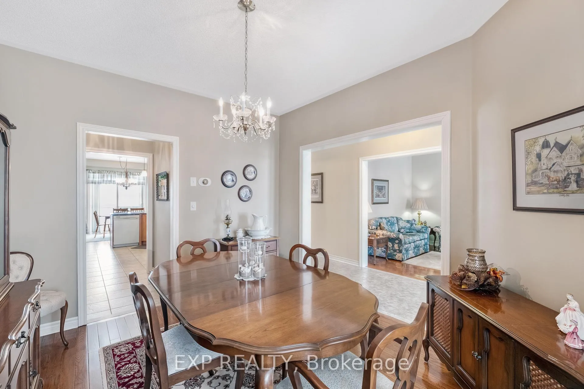 Photo 9 of 106 Succession Crescent, Barrie, Innis-Shore — HOMEH