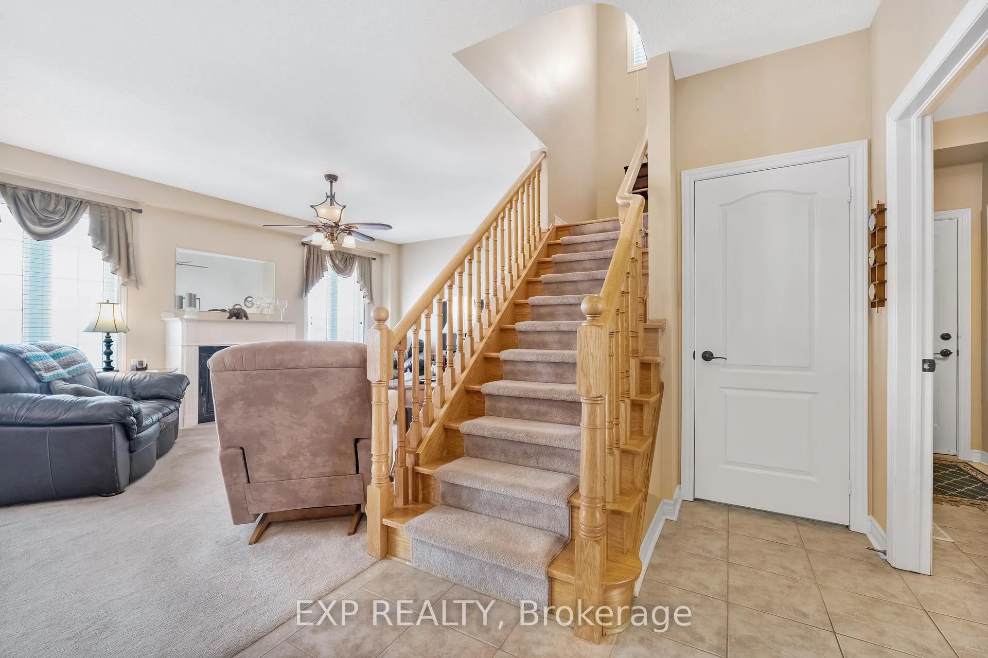 Photo 22 of 106 Succession Crescent, Barrie, Innis-Shore — HOMEH