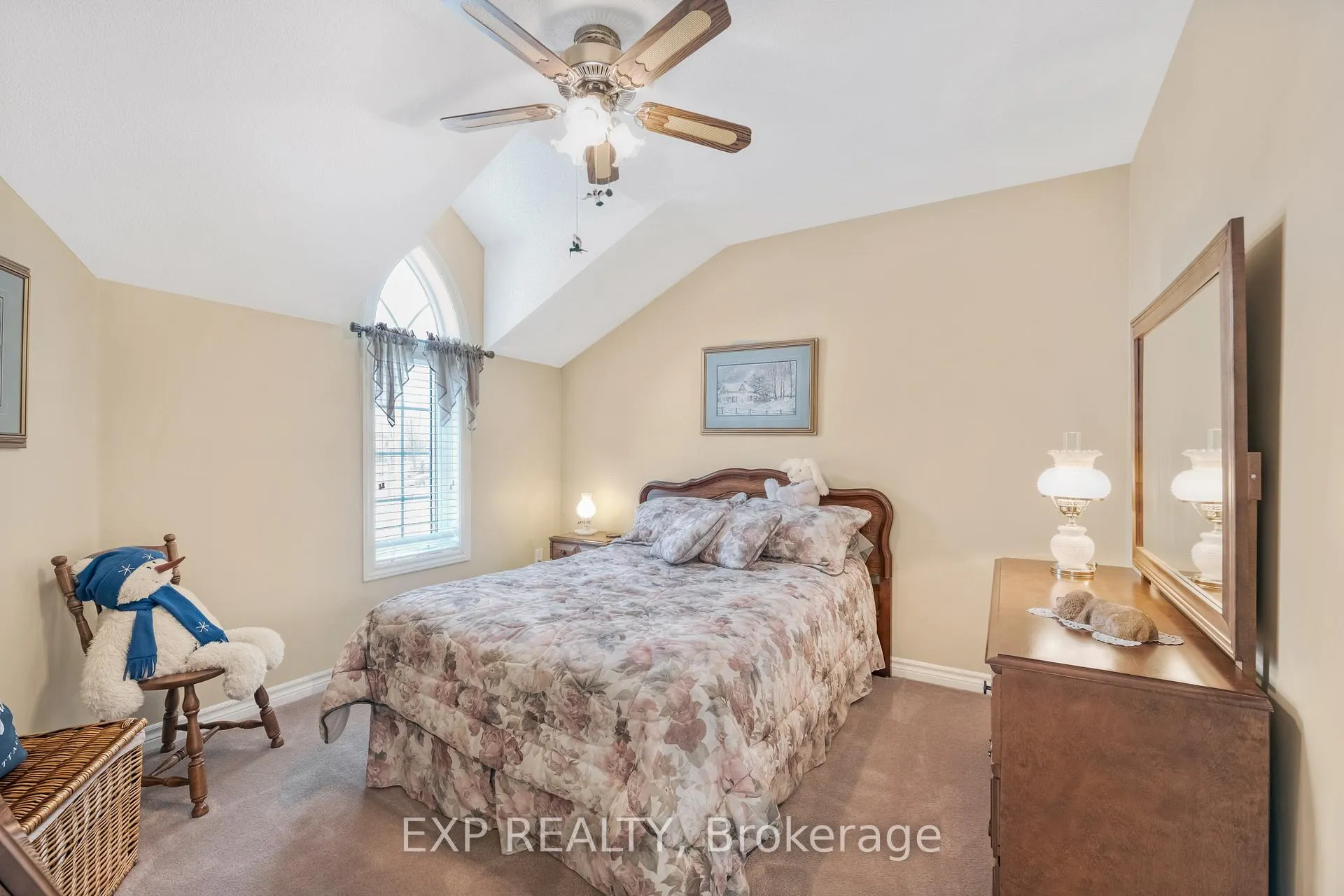 Photo 31 of 106 Succession Crescent, Barrie, Innis-Shore — HOMEH