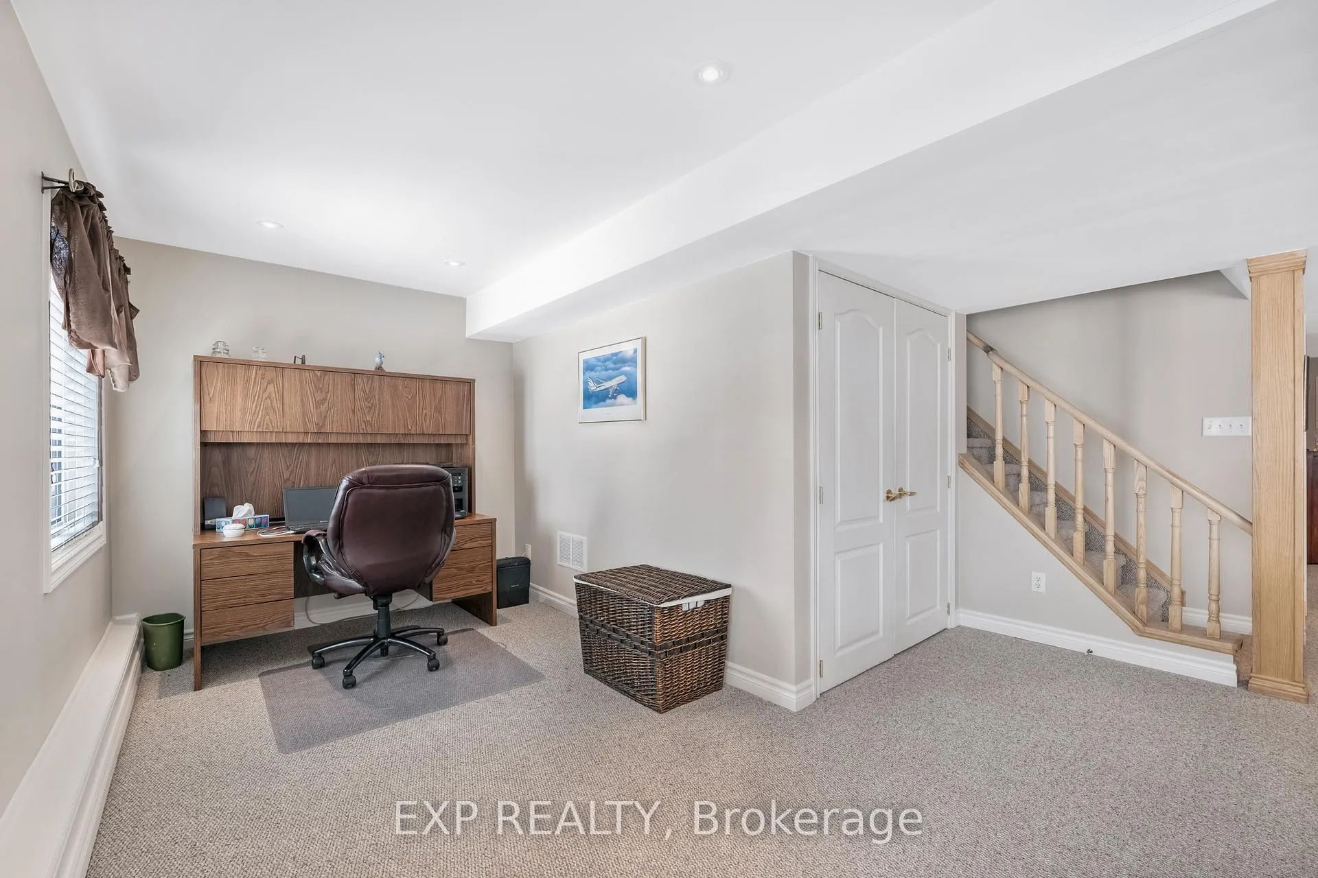 Photo 40 of 106 Succession Crescent, Barrie, Innis-Shore — HOMEH
