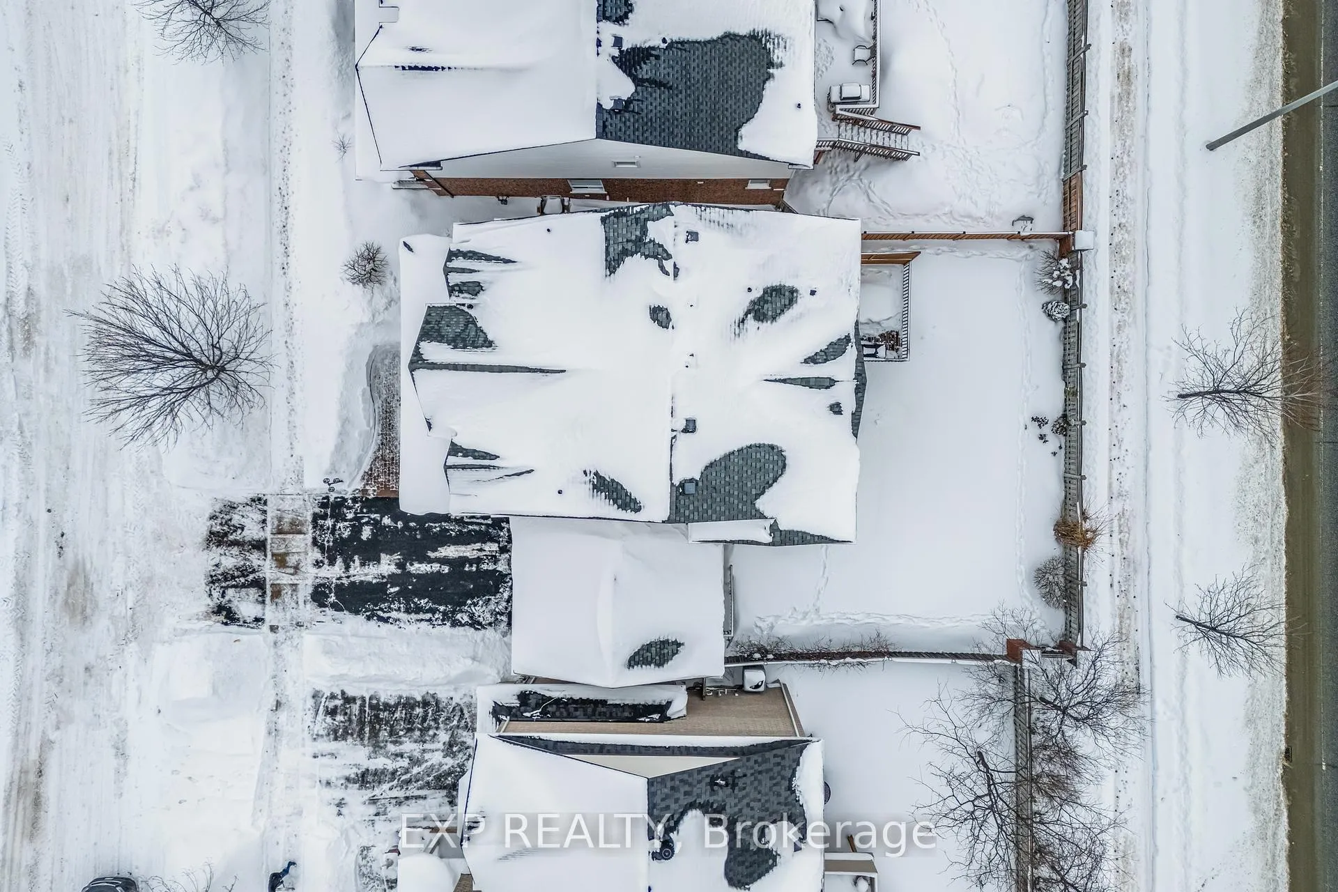 Photo 45 of 106 Succession Crescent, Barrie, Innis-Shore — HOMEH