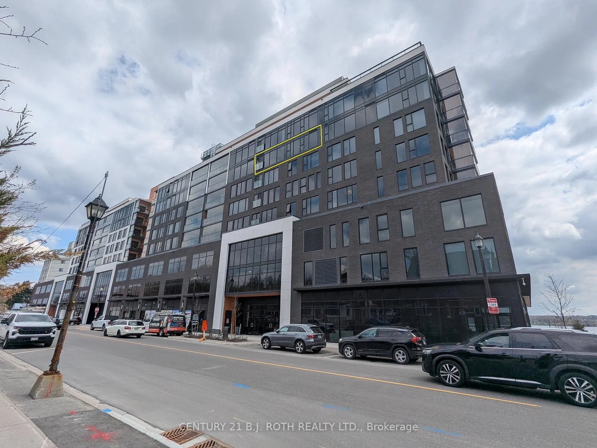 Photo 1 of Unit 822, 185 Dunlop Street E, Barrie, Lakeshore — HOMEH