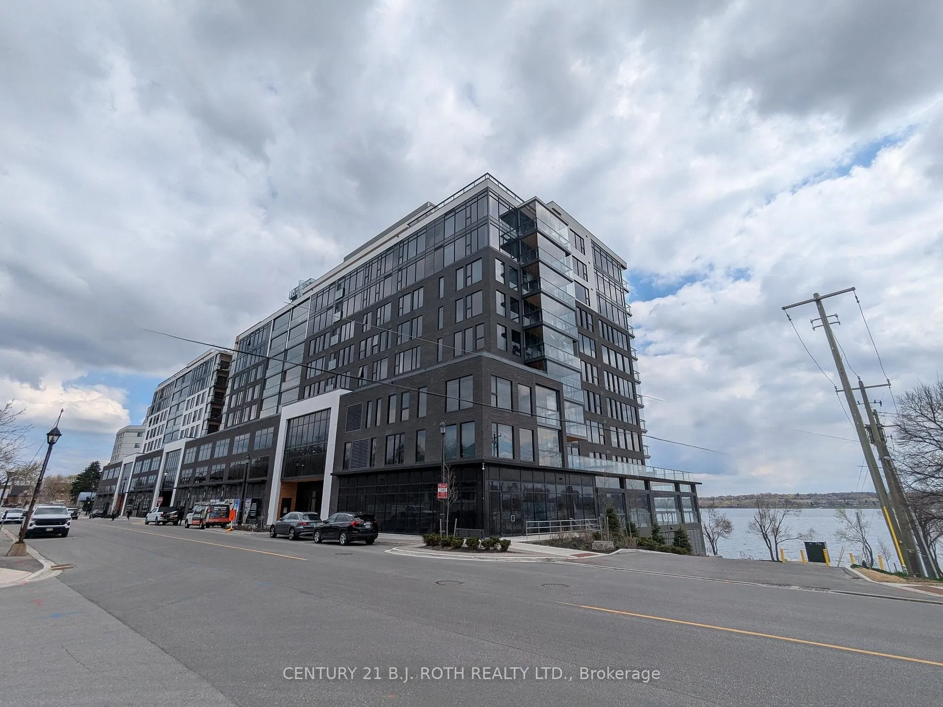 Photo 27 of Unit 822, 185 Dunlop Street E, Barrie, Lakeshore — HOMEH