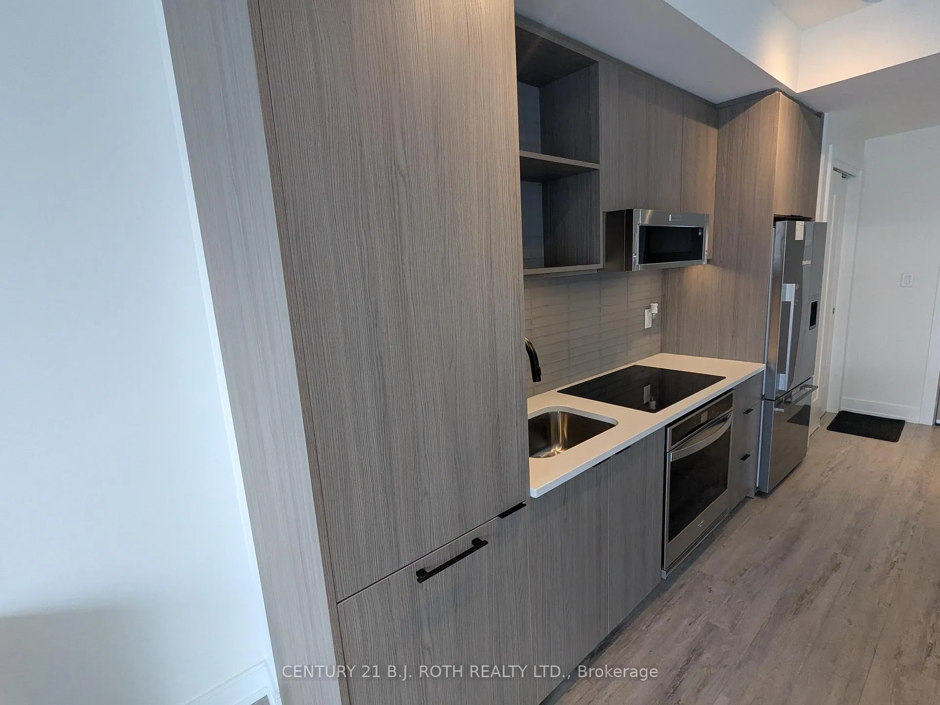 Photo 47 of Unit 822, 185 Dunlop Street E, Barrie, Lakeshore — HOMEH