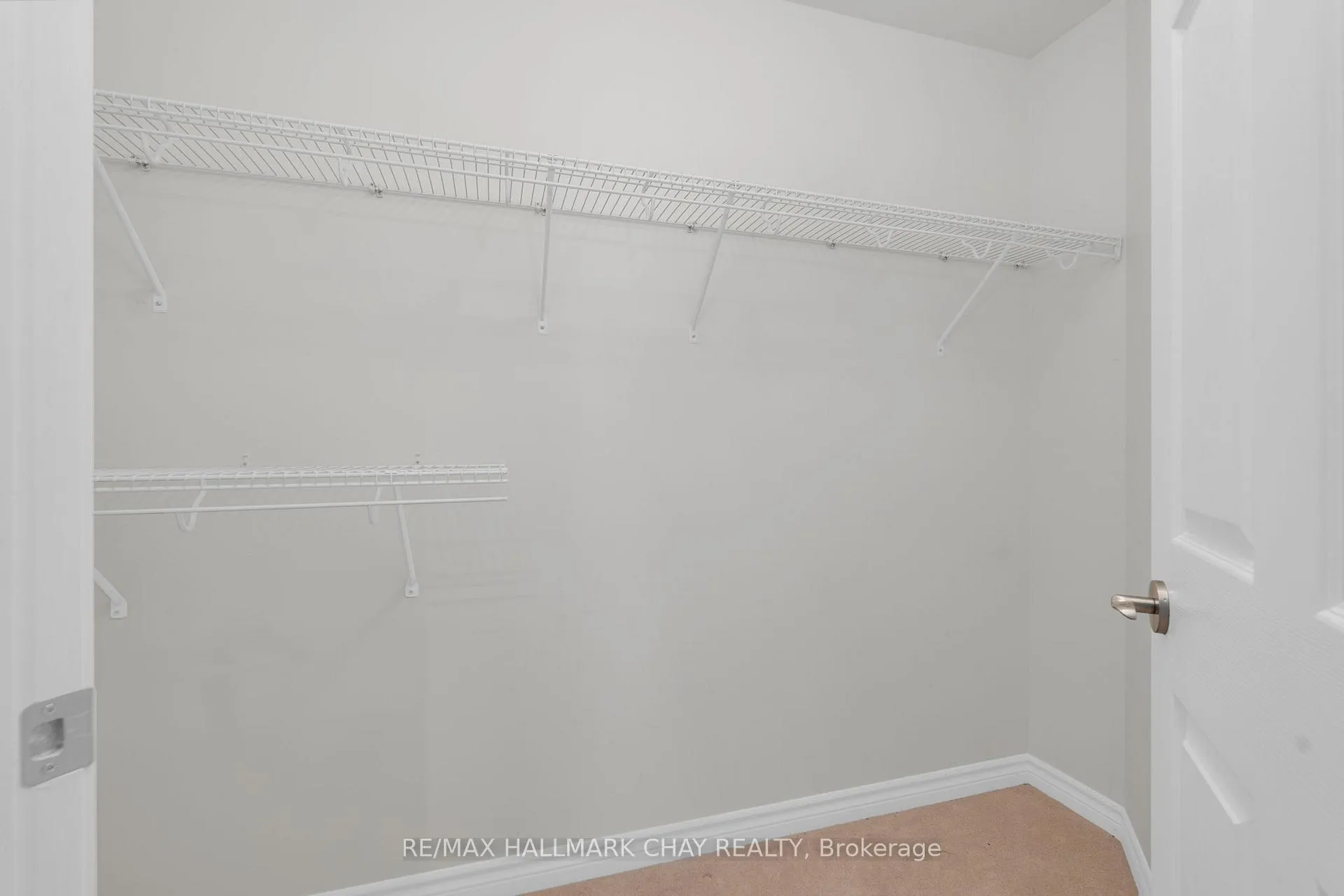 Photo 18 of Unit 706, 37 Ellen Street, Barrie, City Centre — HOMEH