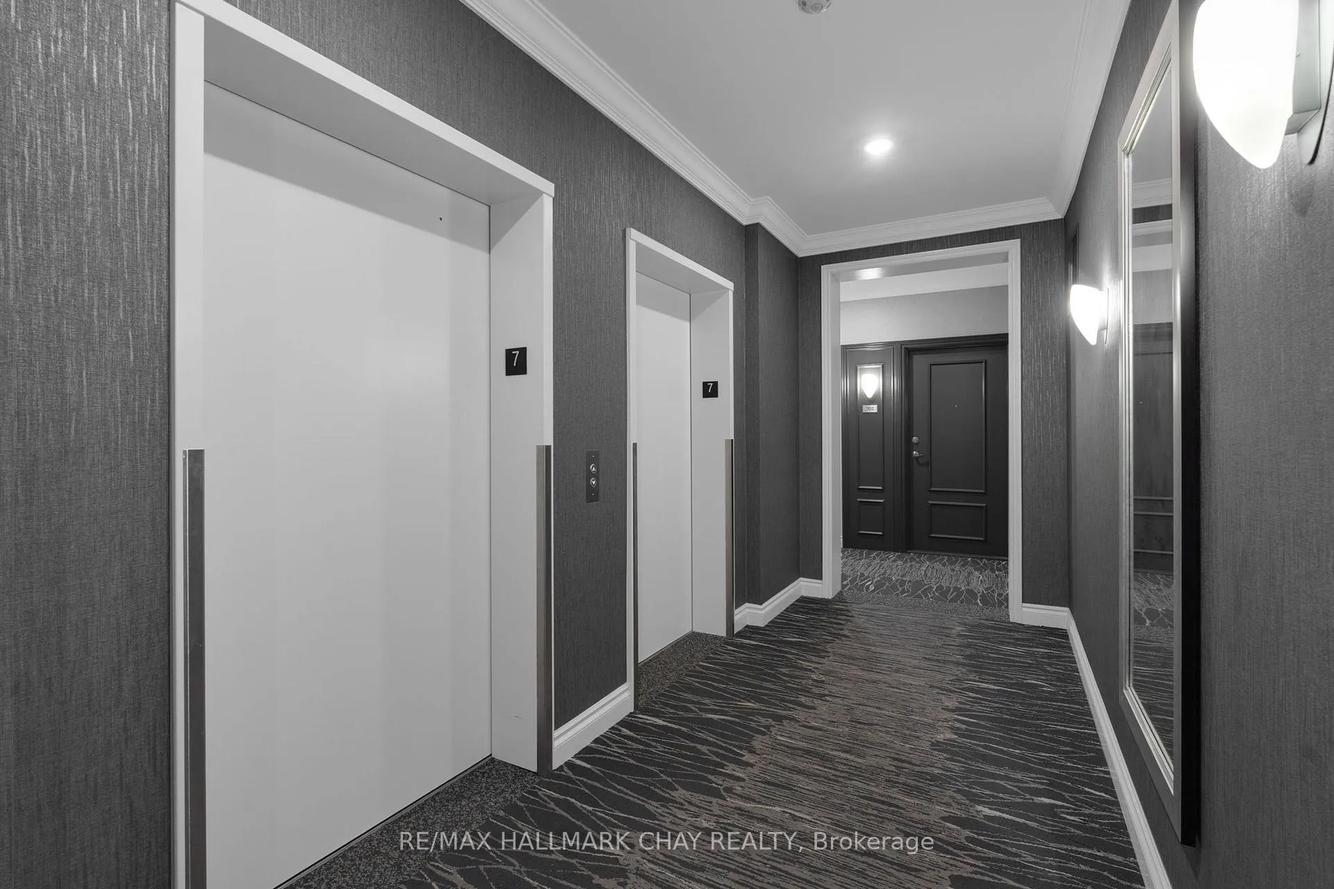 Photo 24 of Unit 706, 37 Ellen Street, Barrie, City Centre — HOMEH