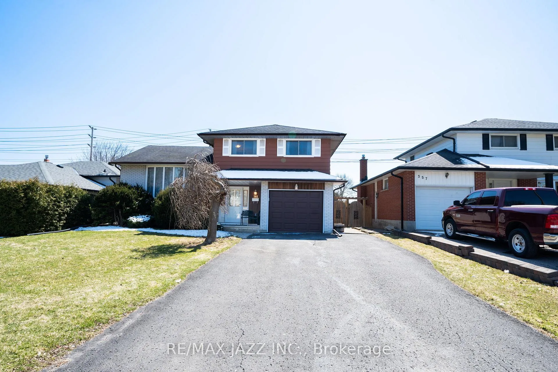 Photo 1 of 361 Carnaby Court, Oshawa, Centennial — HOMEH