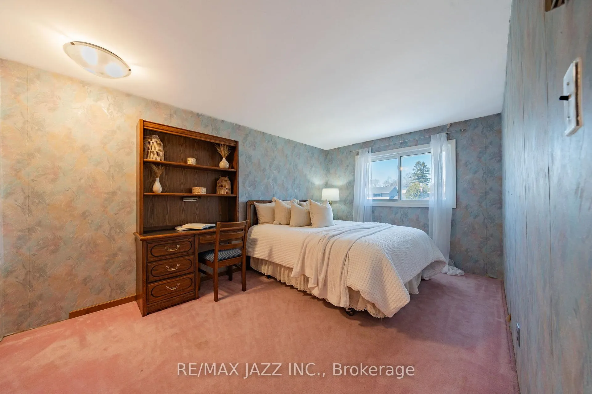 Photo 17 of 361 Carnaby Court, Oshawa, Centennial — HOMEH