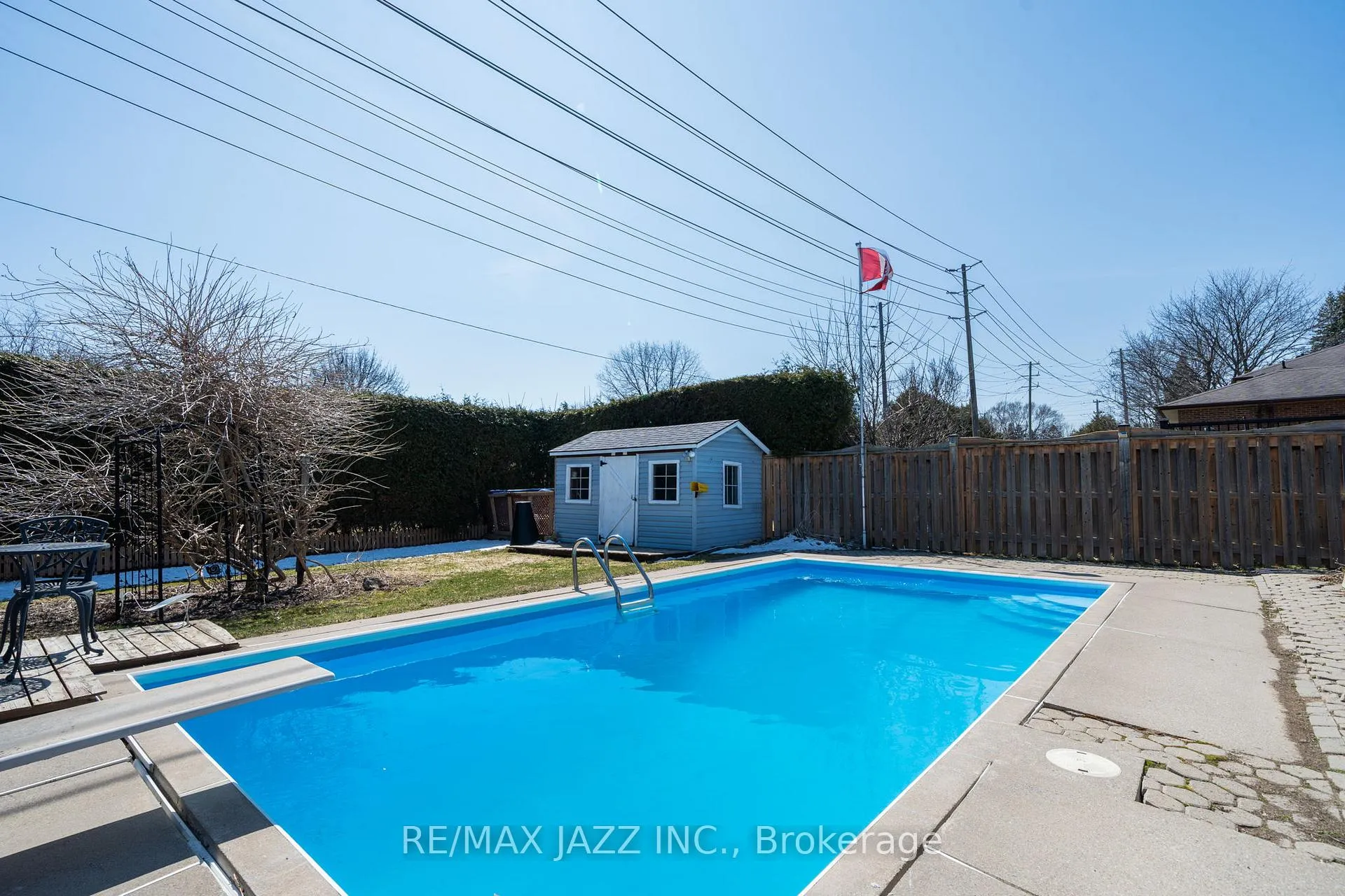 Photo 27 of 361 Carnaby Court, Oshawa, Centennial — HOMEH