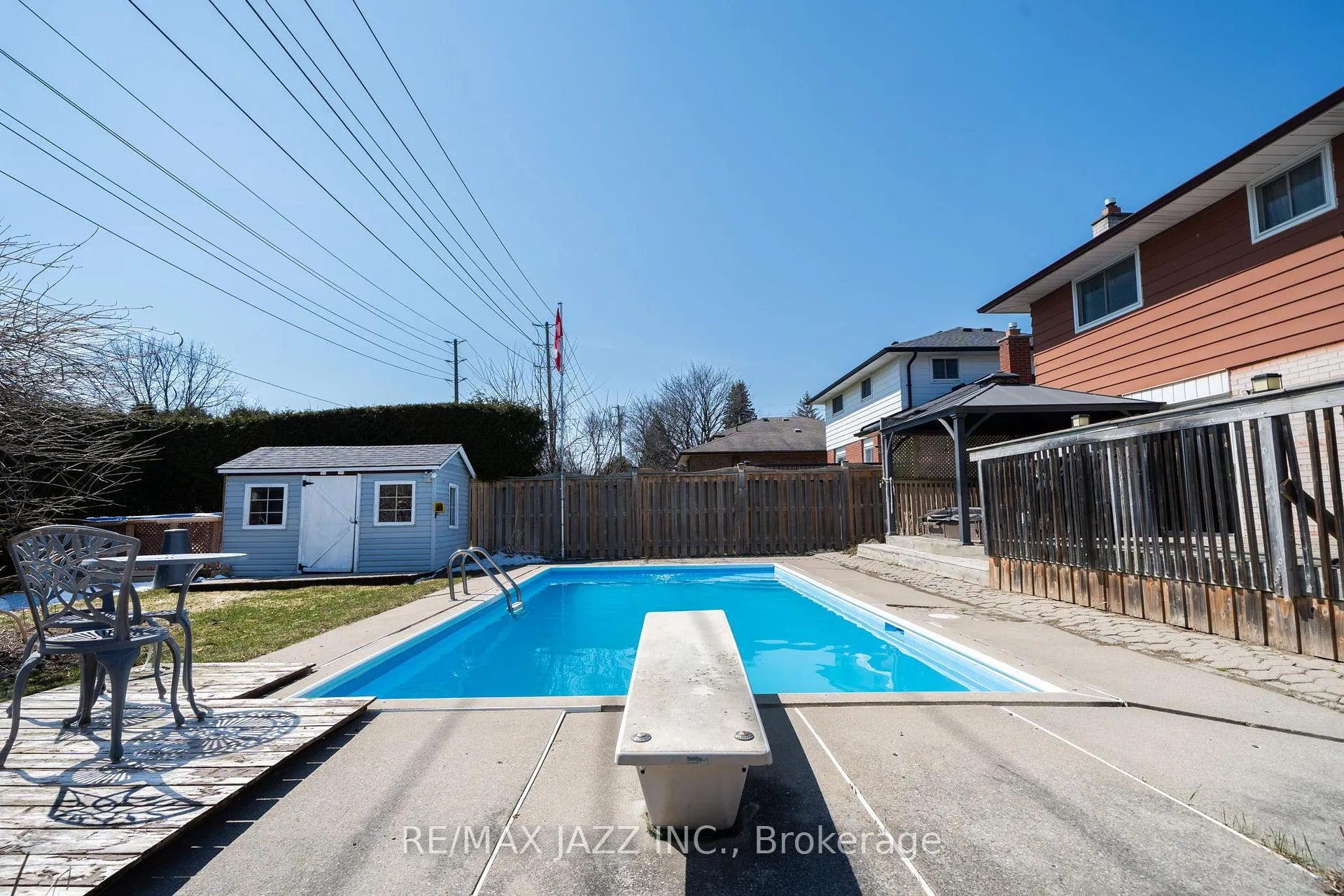 Photo 28 of 361 Carnaby Court, Oshawa, Centennial — HOMEH