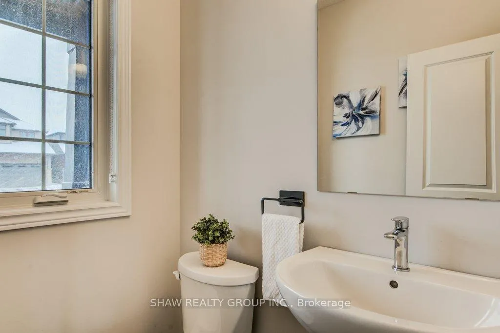 Photo 5 of 22 Loxleigh Lane, Woolwich — HOMEH