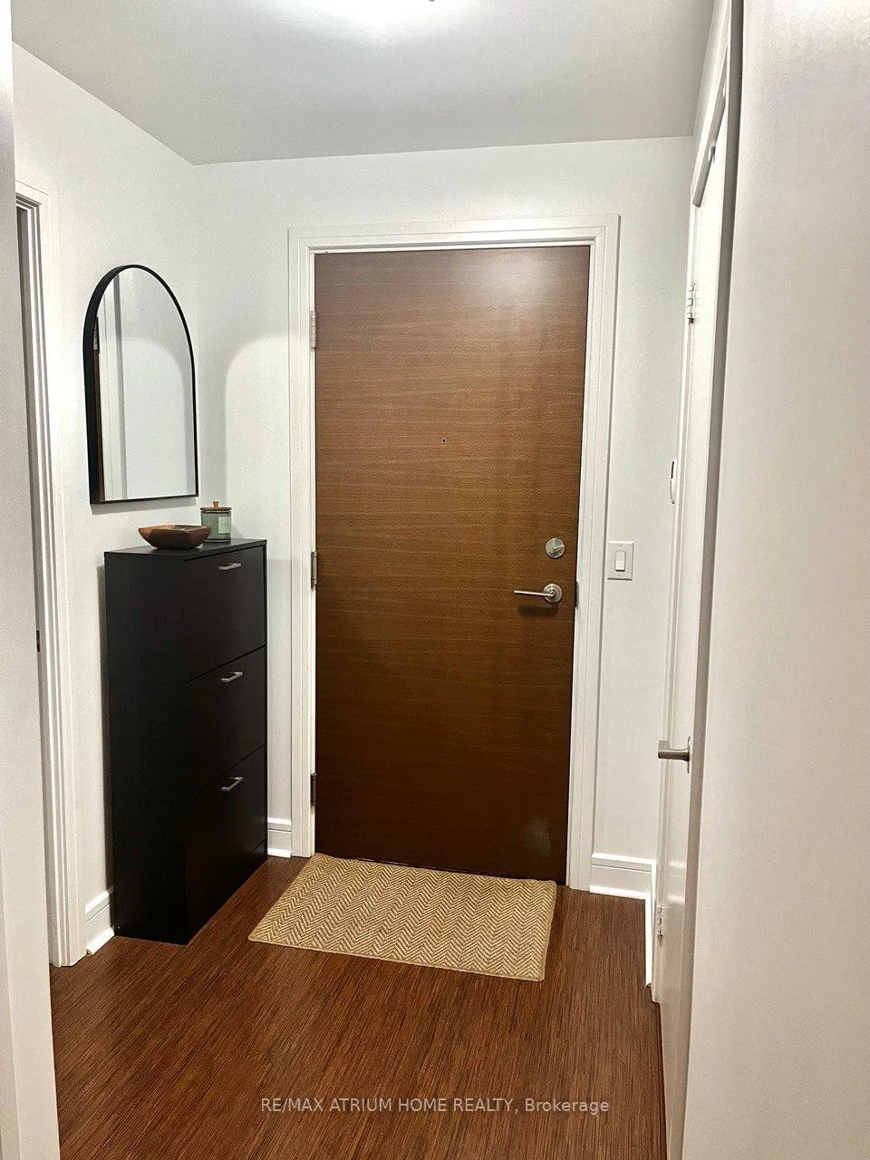 Photo 8 of Unit 1109, 35 Brian Peck Crescent, Toronto, Thorncliffe Park — HOMEH