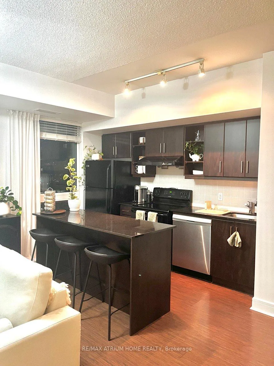 Photo 11 of Unit 1109, 35 Brian Peck Crescent, Toronto, Thorncliffe Park — HOMEH