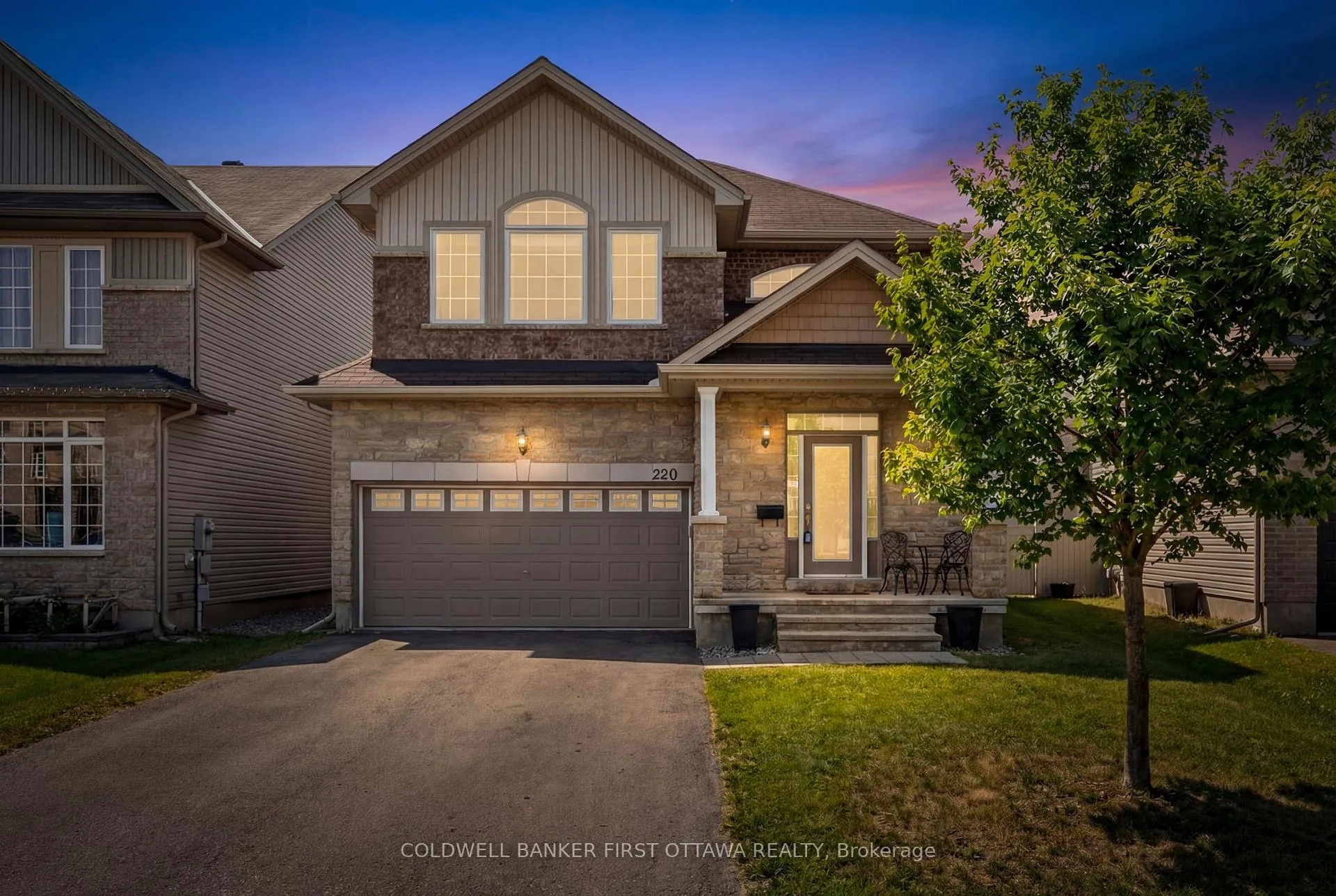 Photo 1 of 220 Dave Smith Crescent, Ottawa, Riverside South/Gloucester Glen — HOMEH