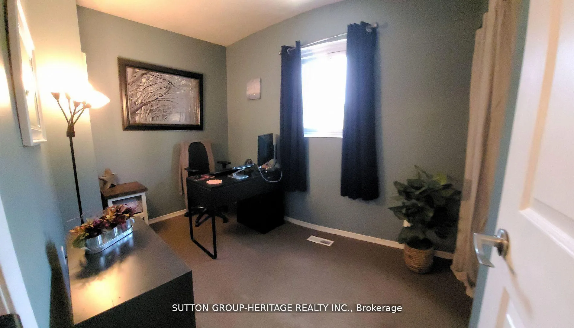 Photo 14 of 366 Calvert Court, Oshawa, Lakeview — HOMEH