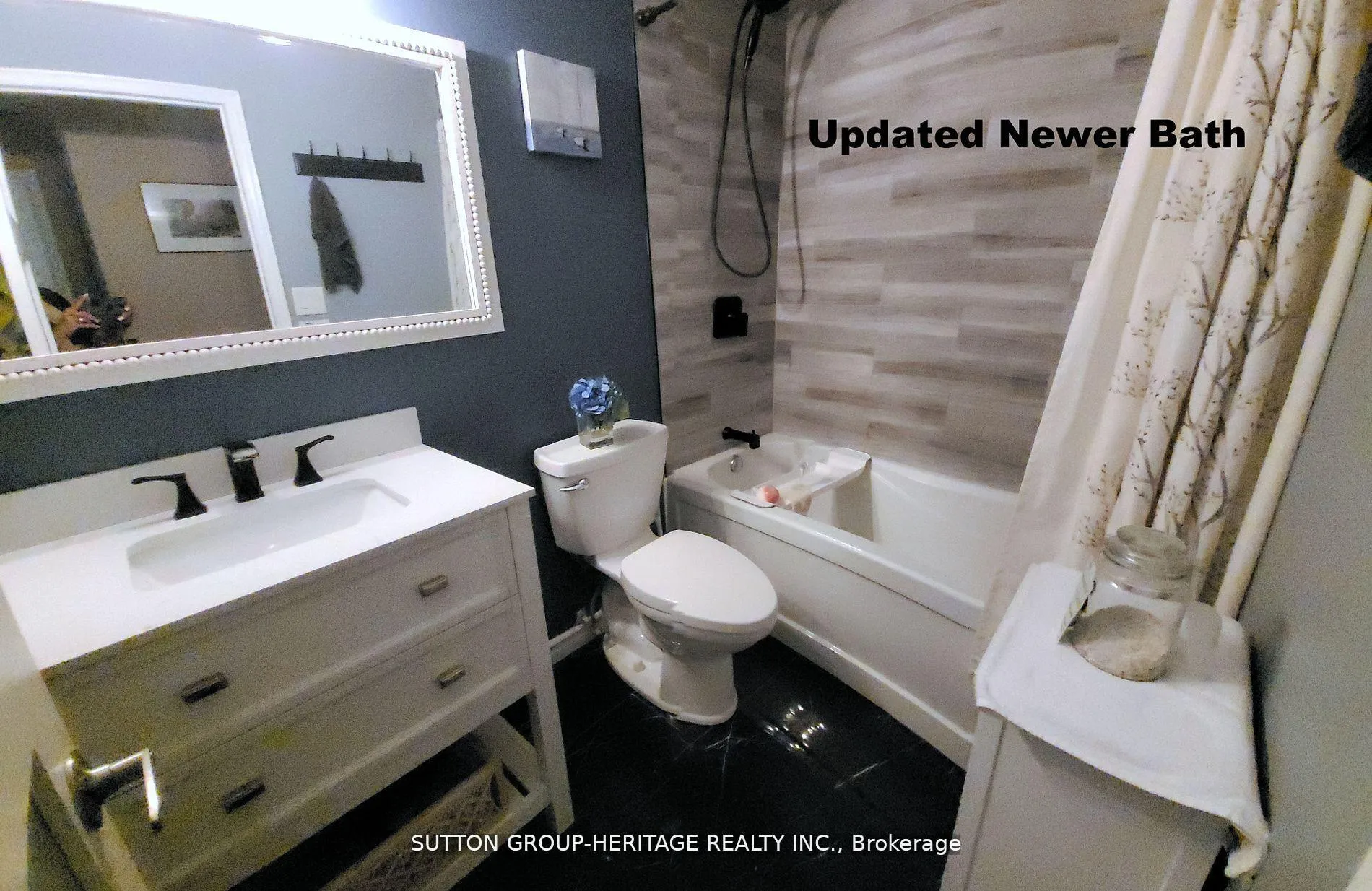Photo 15 of 366 Calvert Court, Oshawa, Lakeview — HOMEH