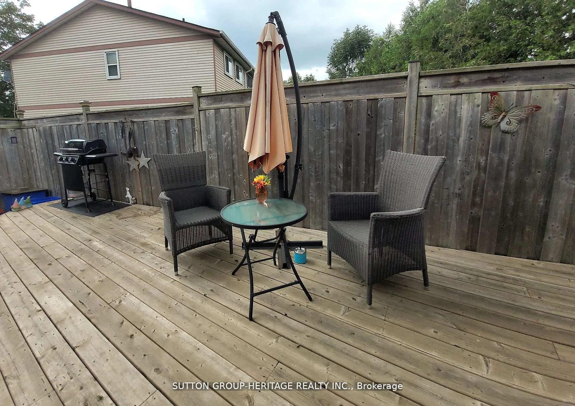 Photo 21 of 366 Calvert Court, Oshawa, Lakeview — HOMEH
