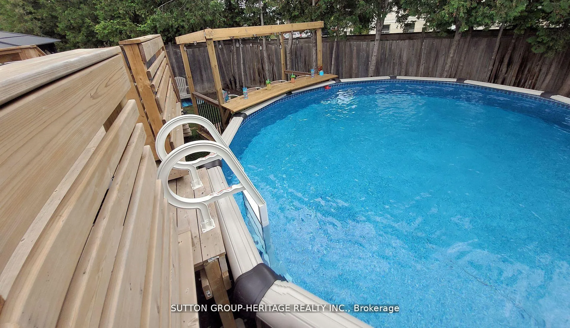 Photo 27 of 366 Calvert Court, Oshawa, Lakeview — HOMEH