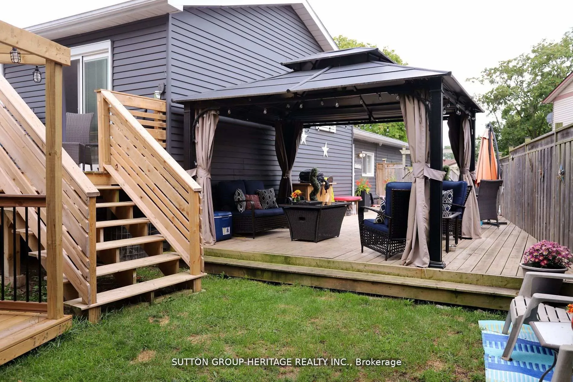 Photo 35 of 366 Calvert Court, Oshawa, Lakeview — HOMEH