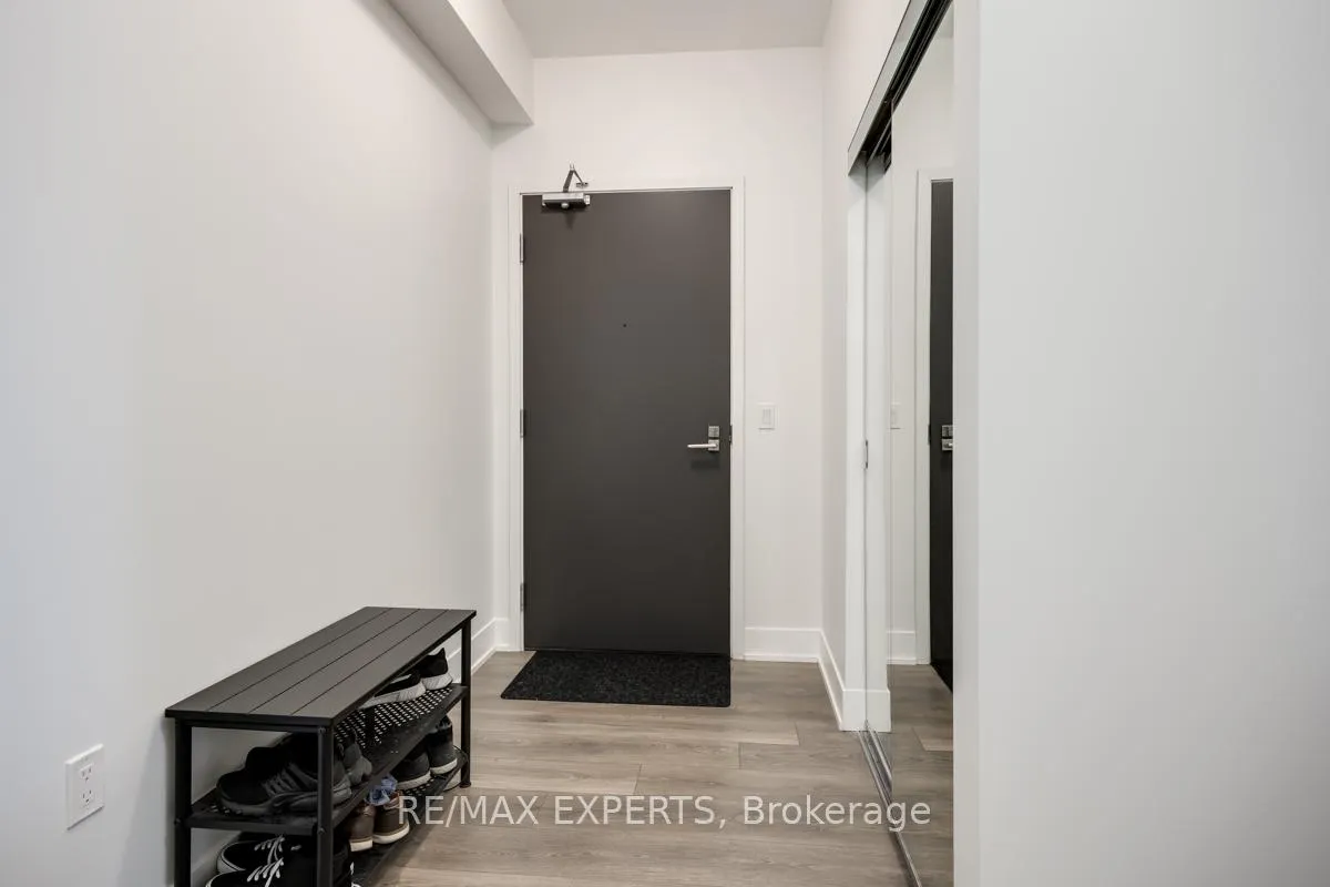 Photo 6 of Unit 3505, 2916 Highway 7, Vaughan, Concord — HOMEH