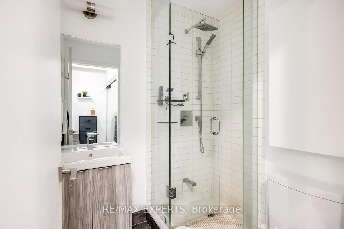 Photo 9 of Unit 3505, 2916 Highway 7, Vaughan, Concord — HOMEH