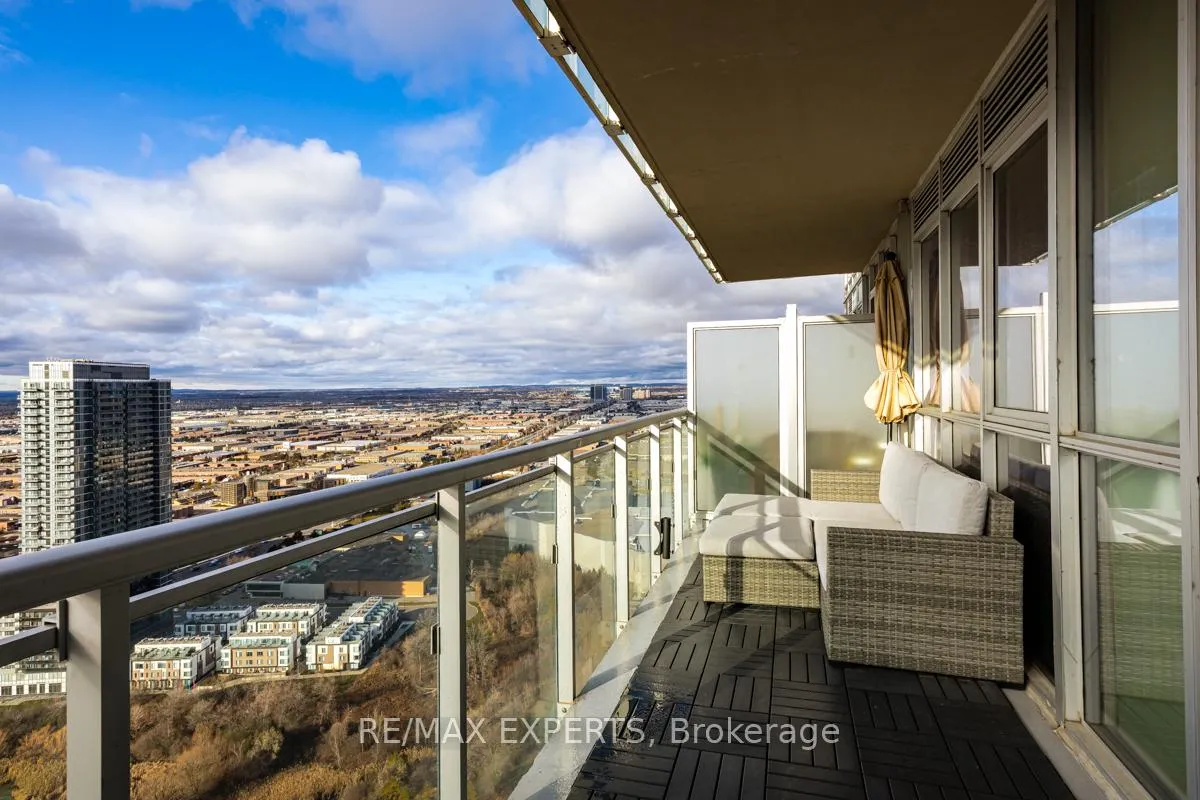 Photo 23 of Unit 3505, 2916 Highway 7, Vaughan, Concord — HOMEH