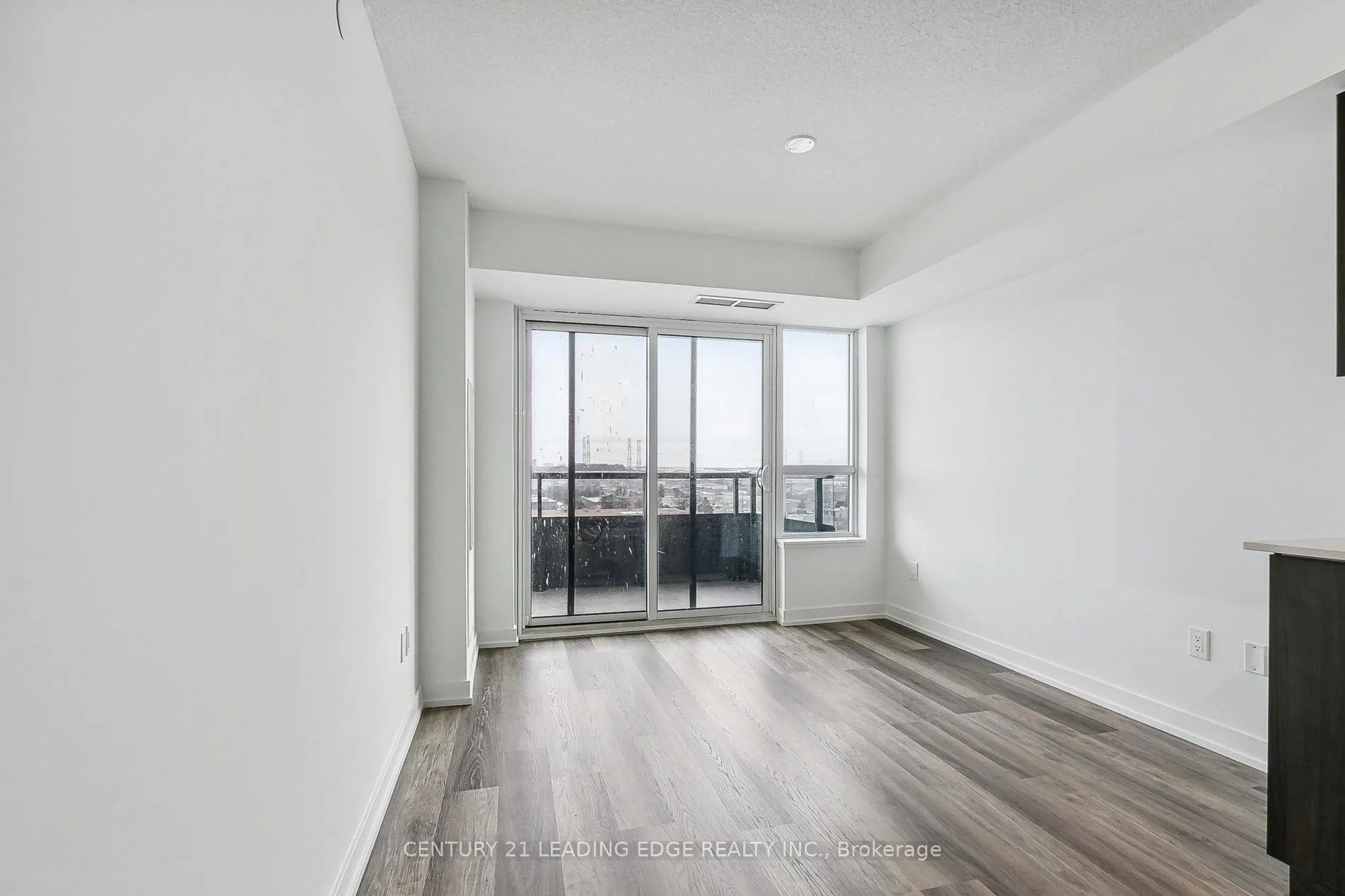Photo 10 of Unit 1001, 1455 Celebration Drive, Pickering, Bay Ridges — HOMEH
