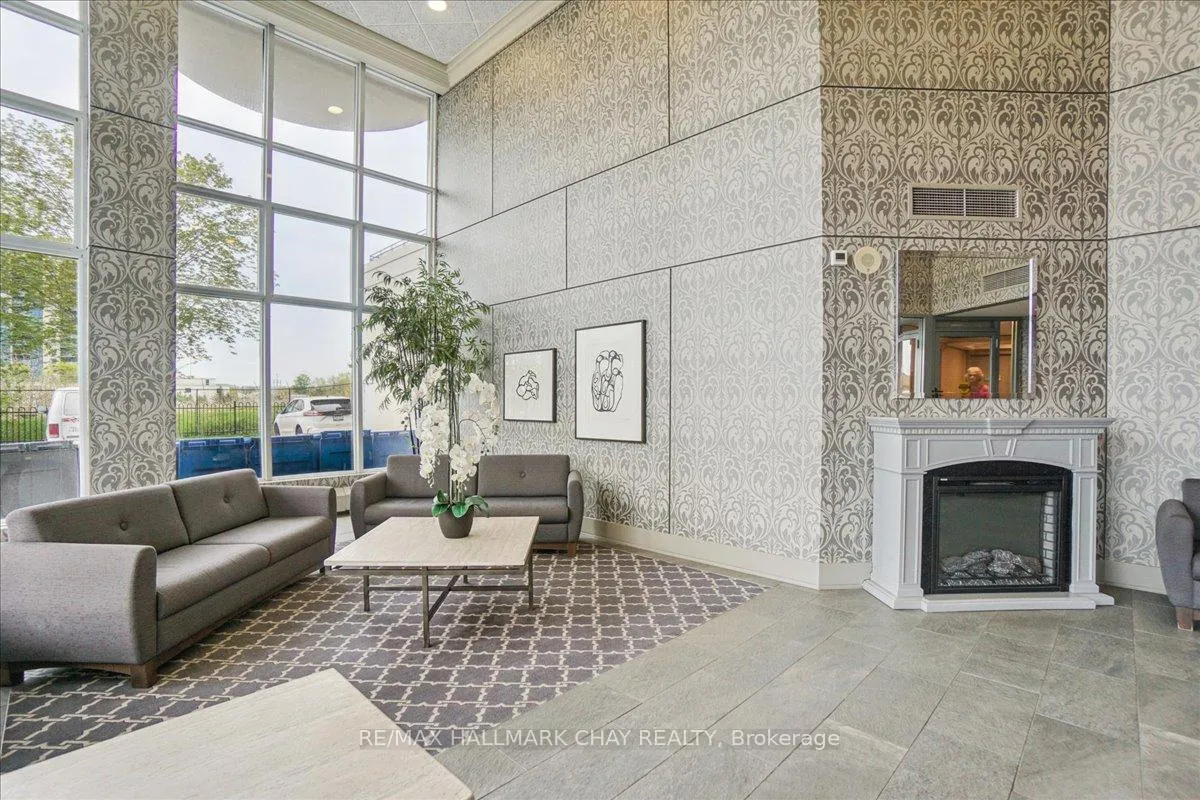 Photo 6 of Unit 1507, 2 Toronto Street, Barrie, Lakeshore — HOMEH