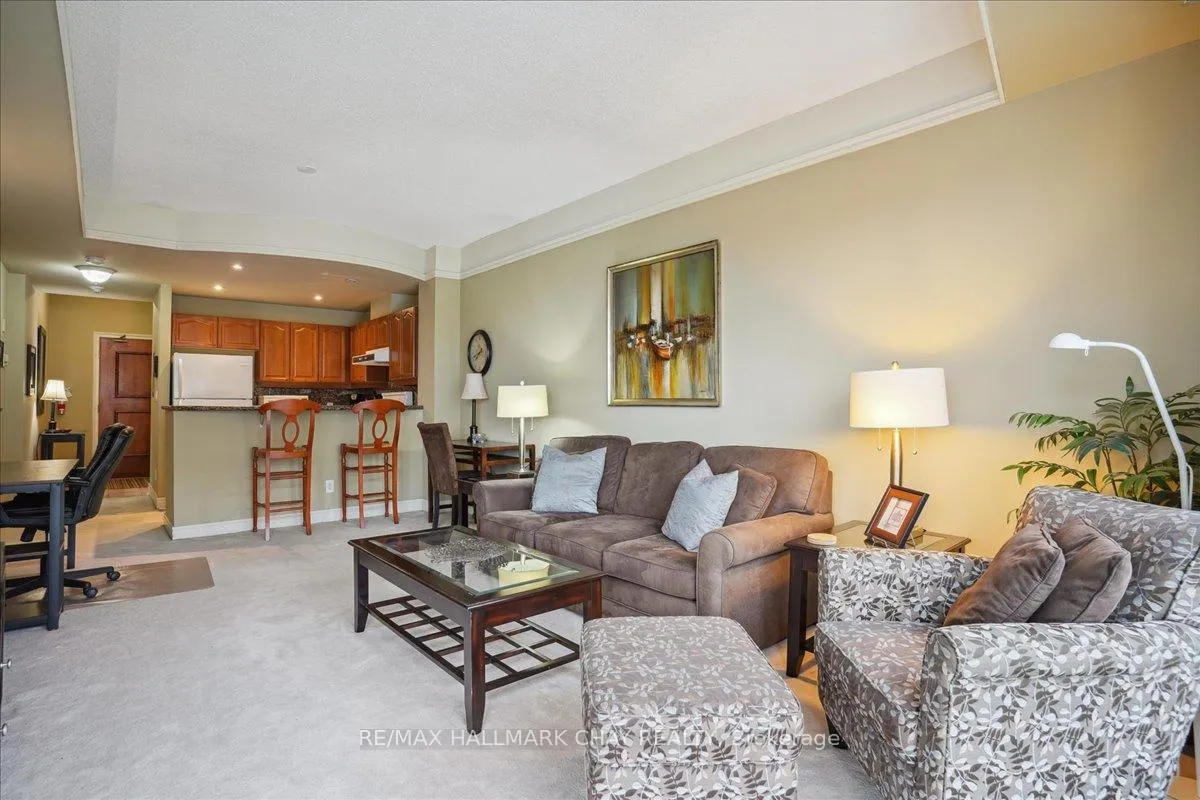 Photo 20 of Unit 1507, 2 Toronto Street, Barrie, Lakeshore — HOMEH