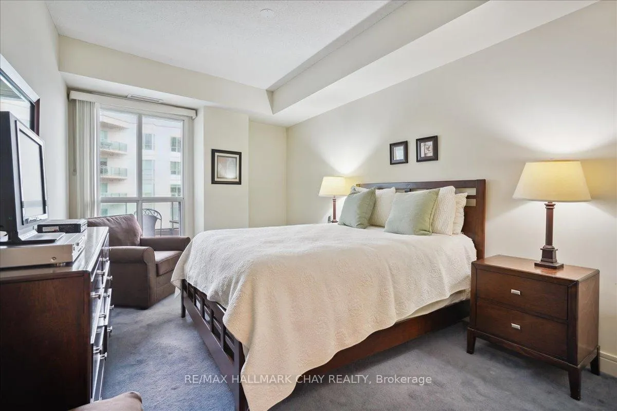Photo 24 of Unit 1507, 2 Toronto Street, Barrie, Lakeshore — HOMEH