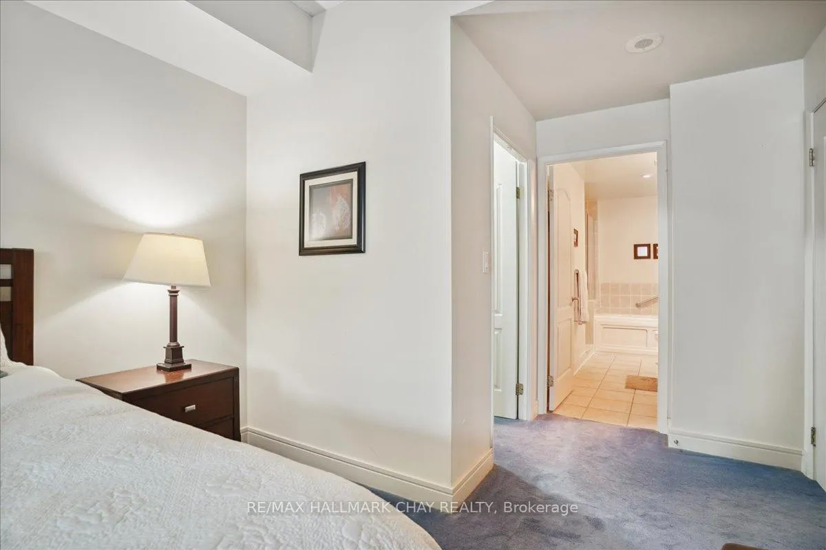 Photo 27 of Unit 1507, 2 Toronto Street, Barrie, Lakeshore — HOMEH