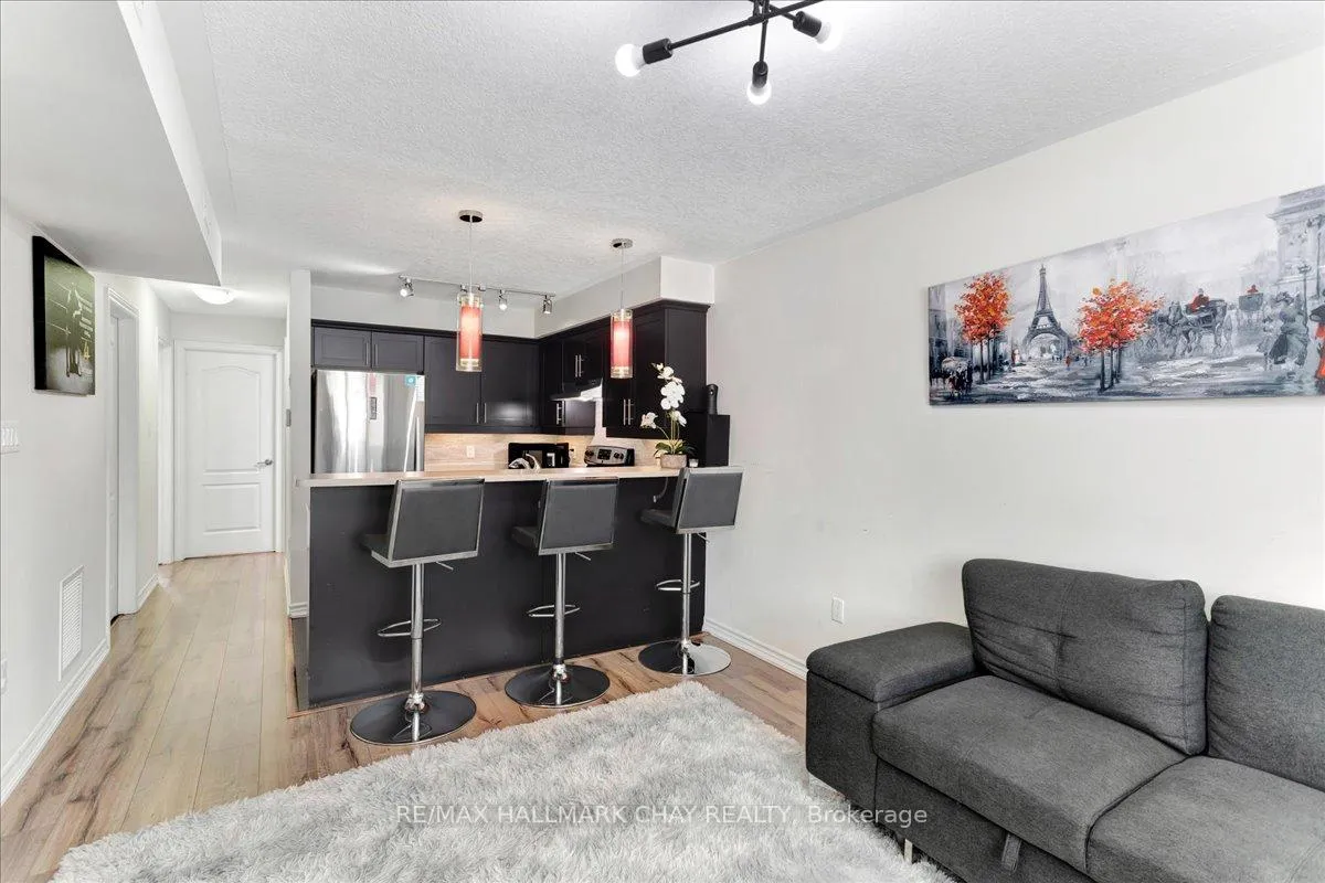 Photo 4 of Unit 1, 57 Ferndale Drive S, Barrie, Ardagh — HOMEH
