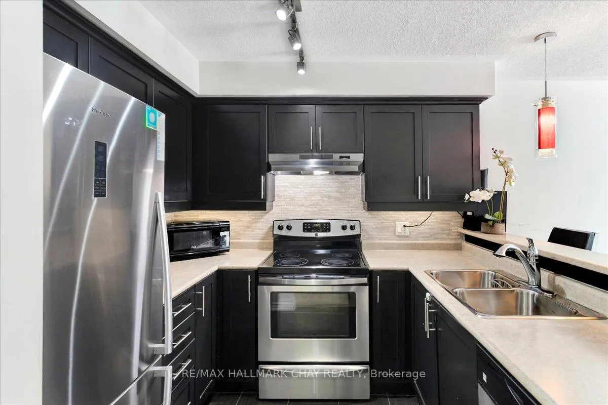 Photo 9 of Unit 1, 57 Ferndale Drive S, Barrie, Ardagh — HOMEH