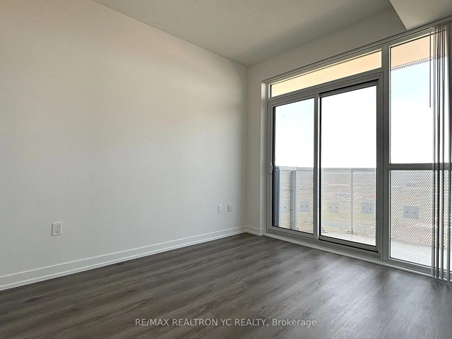 Photo 8 of Unit 2612, 225 Commerce Street, Vaughan, Vaughan Corporate Centre — HOMEH
