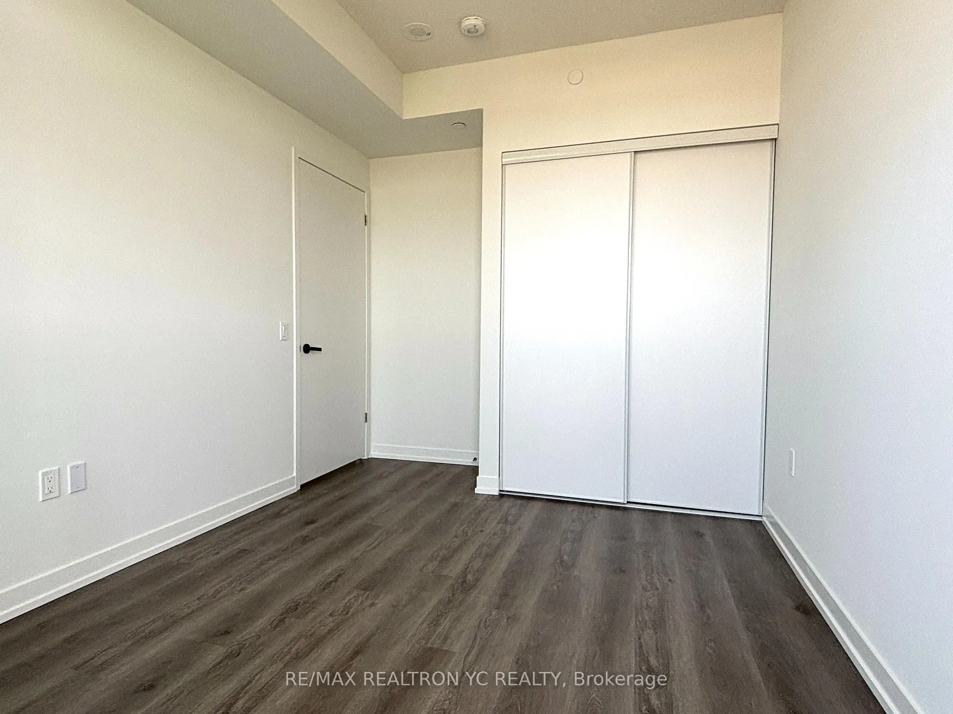 Photo 9 of Unit 2612, 225 Commerce Street, Vaughan, Vaughan Corporate Centre — HOMEH