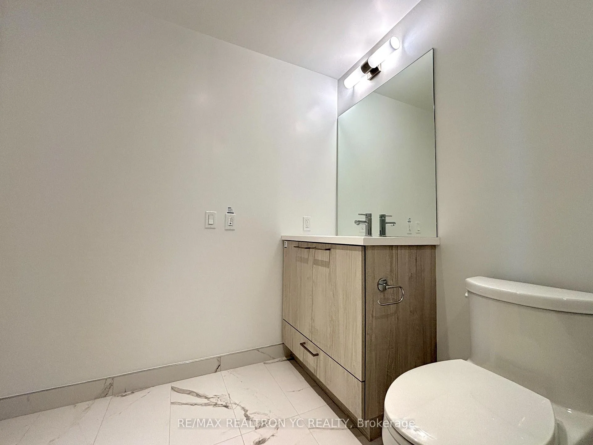 Photo 13 of Unit 2612, 225 Commerce Street, Vaughan, Vaughan Corporate Centre — HOMEH