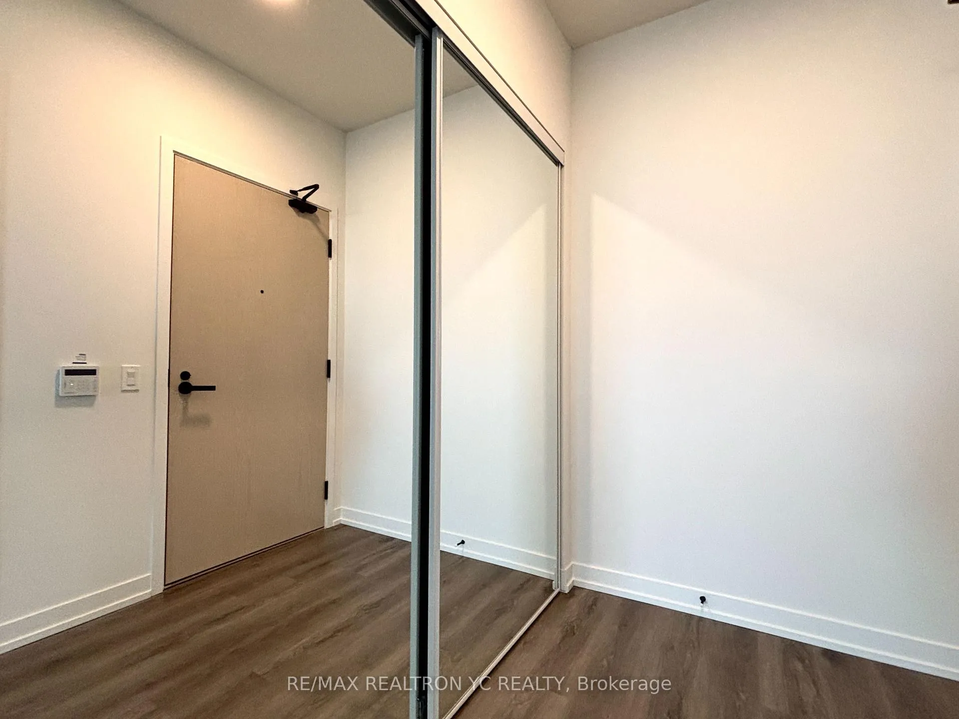Photo 16 of Unit 2612, 225 Commerce Street, Vaughan, Vaughan Corporate Centre — HOMEH