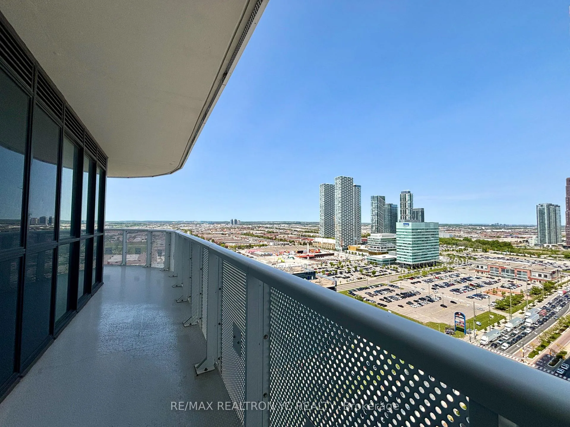 Photo 17 of Unit 2612, 225 Commerce Street, Vaughan, Vaughan Corporate Centre — HOMEH
